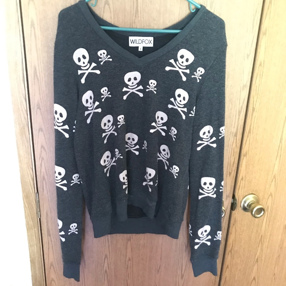 Wildfox skulls sweater small.